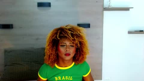 ashleysofiathenison online show from July 26, 1:40 pm