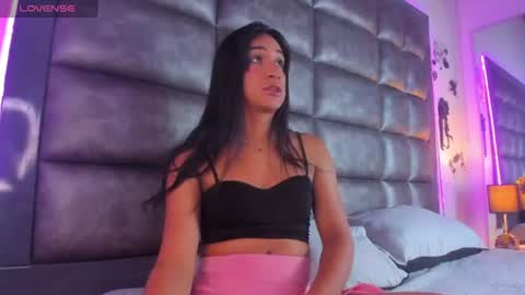 ashlymillerr_ online show from July 21, 7:28 pm