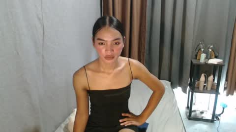 asian_cassy online show from July 5, 4:19 am