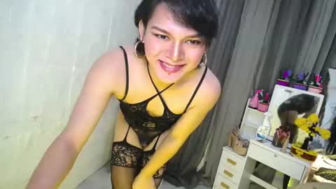 Angelyn moore online show from July 5, 9:48 am