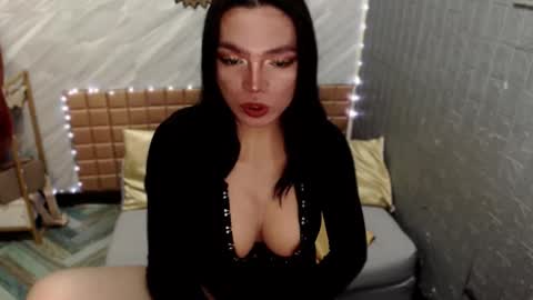 BELLA NOTCH online show from January 18, 3:31 pm