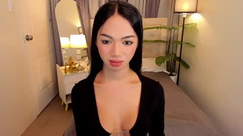 KIM online show from August 3, 3:18 pm