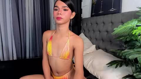 asianpetiteprincess online show from March 19, 7:03 pm