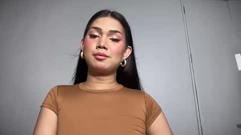 Lily online show from June 7, 11:35 pm