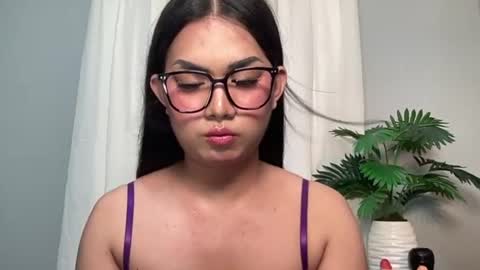 Lily online show from July 14, 2:05 am