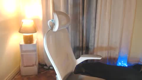 NEL online show from February 20, 1:56 am