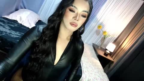 Margaux Miller online show from March 6, 4:35 pm