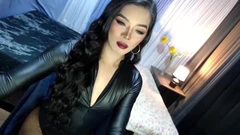 Margaux Miller online show from March 8, 12:41 pm