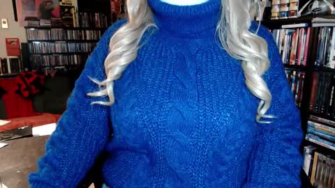 Aspen Vale online show from November 24, 10:55 pm