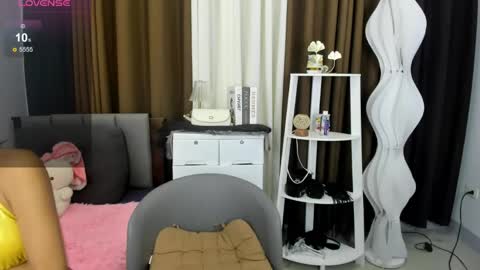 Your goddess AUDREY  FOLLOW ME online show from June 4, 3:37 pm