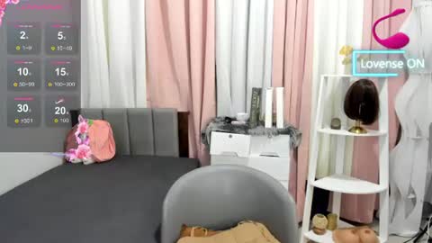 Your goddess AUDREY  FOLLOW ME online show from July 21, 6:33 pm