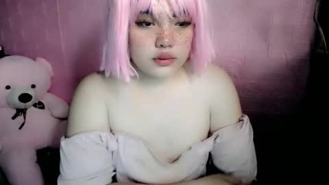 cute online show from November 12, 6:36 am