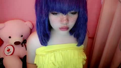 cute online show from June 8, 1:28 am