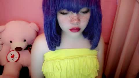cute online show from June 9, 1:38 am