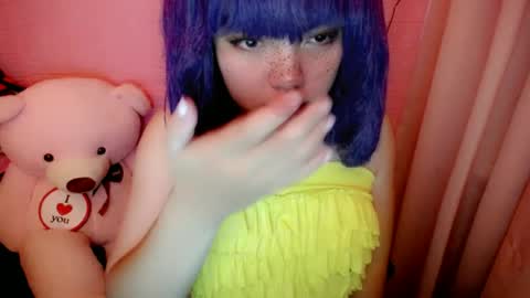 cute online show from June 18, 6:58 am