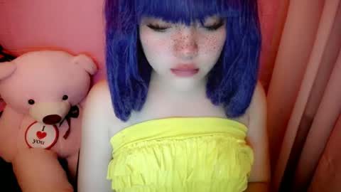 cute online show from June 18, 9:14 am