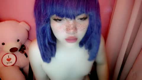 cute online show from July 3, 9:42 pm