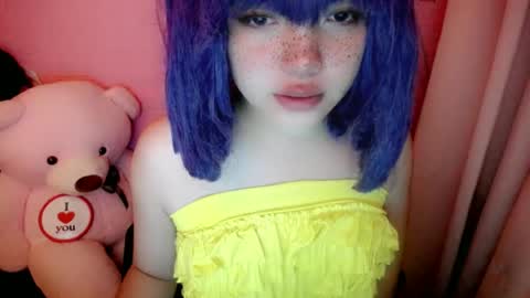 cute online show from July 6, 9:17 pm