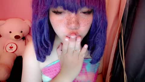 cute online show from July 30, 12:42 am