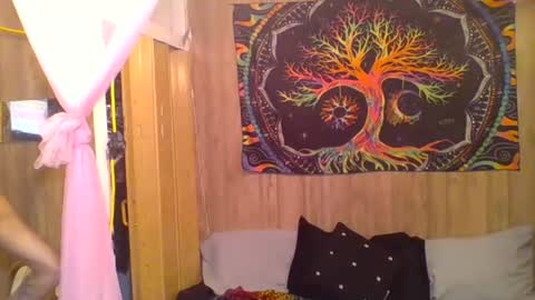 Destiny Nicole online show from June 15, 9:39 pm