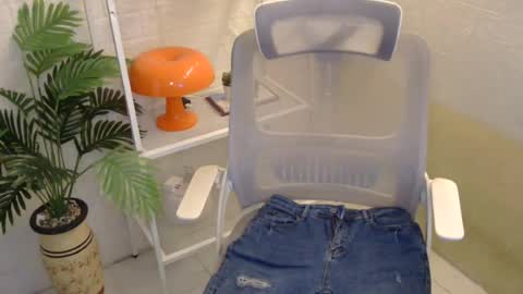 Rhian online show from June 28, 3:34 am