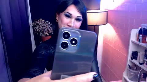 aya online show from February 5, 4:16 am