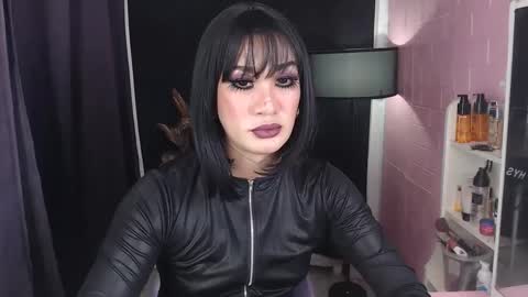 aya online show from February 18, 4:04 am