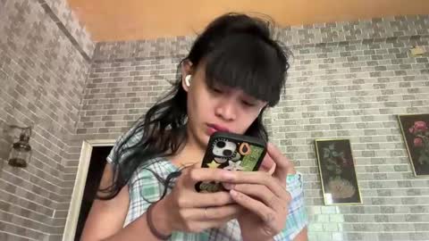 aymkyline online show from January 9, 2:05 am