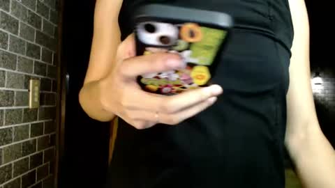 aymkyline online show from June 20, 11:46 am