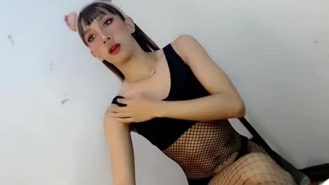 azalea_cum69 online show from February 20, 9:44 am