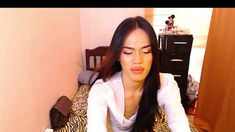 Nathalia online show from October 25, 11:22 pm