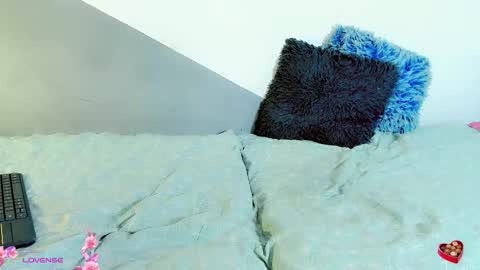 Baby-Rouss online show from November 27, 4:09 pm