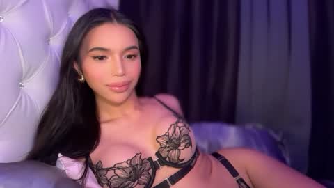 babysabrinaxx online show from November 17, 1:49 am