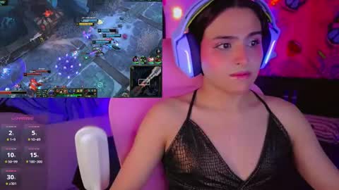 babysofix_ online show from October 31, 1:04 am