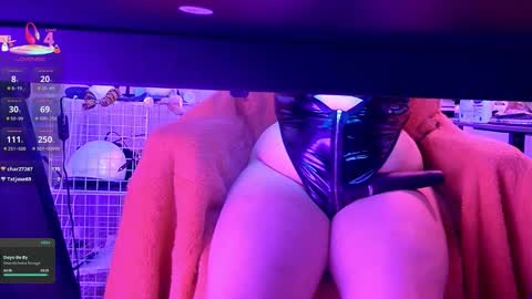 Bailey  online show from February 21, 1:30 am