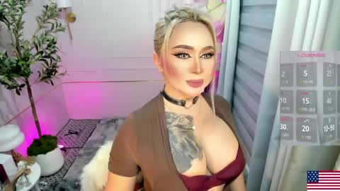 Miss Alexa Fields  online show from April 25, 5:32 pm