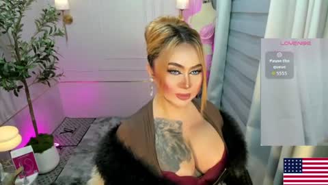 Miss Alexa Fields  online show from July 1, 9:15 pm