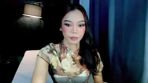 beatrice_luna online show from July 7, 1:37 pm