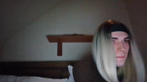 beckybottomxo online show from July 21, 10:35 pm