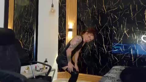     online show from July 24, 8:28 pm