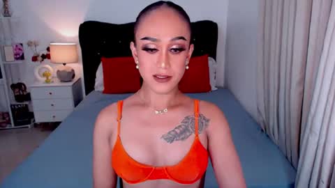 IM BELLA online show from July 13, 5:37 pm