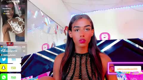 Stiven Leon online show from December 8, 8:06 pm