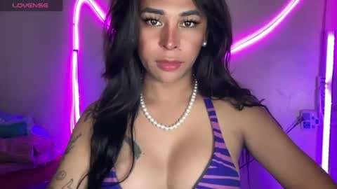 queen amanda online show from July 6, 4:41 am