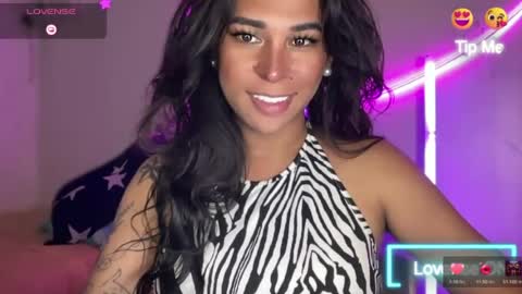 queen amanda online show from August 5, 8:20 am