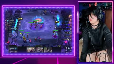 billie_cross_ online show from October 19, 8:28 am