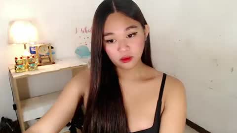 binnie_katchins online show from November 9, 3:51 am