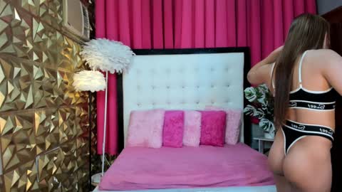 farrah online show from January 20, 12:04 am