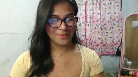 Ellez online show from March 10, 8:34 pm