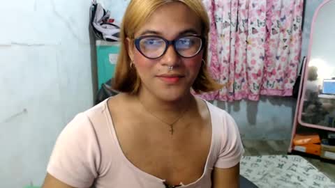 Ellez online show from July 21, 8:34 pm