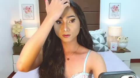 blairwilzon online show from July 23, 1:58 am